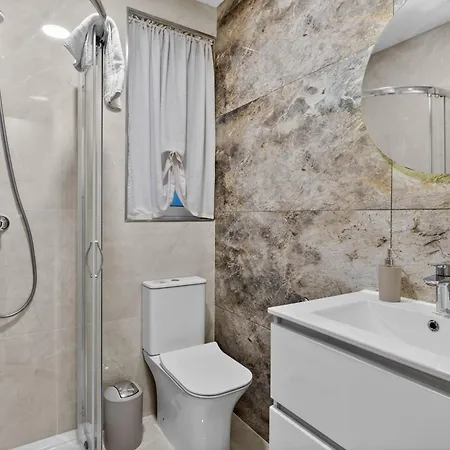 Contemporary Retreat Apartamento