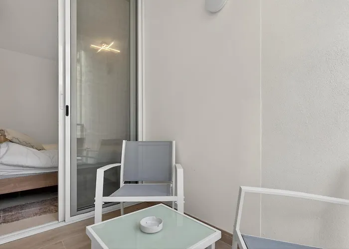 Contemporary Retreat Daire