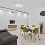 아파트 Contemporary Retreat 세인트폴스베이